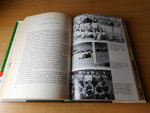 Emmenes, Ir. A. van - Nederlands Voetbalglorie. Alle interlands van 1905 tot heden.