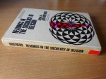 Brothers, Joan (red.) - Readings in the sociology of religion