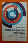 E.P. van der Veen - Werken in groepen en kringen