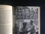 M.Keesing, Felix M. - Native Peoples of the Pacific World M.Keesing, Felix M. - Native Peoples of the Pacific World