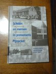 Borst Annelies / Prenger Gerard / Sturm Johan - Scholen en mensen in protestants Pijnacker / een nederlandse onderwijsgeschiedenis van de twintigste eeuw