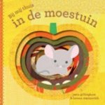Gillingham, Sara en Lorena Siminovich - Bij mijn thuis in de moestuin (karton met vilten vingerpopje) Gillingham, Sara en Lorena Siminovich - Bij mijn thuis in de moestuin (karton met vilten vingerpopje)