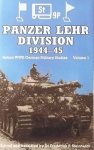 Steinhardt, Fred. (red.) - Panzer Lehr Division, 1944-45