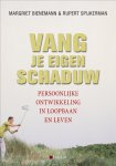 Margriet Bienemann, M. Bienemann - Vang je eigen schaduw