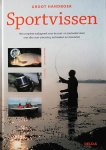 Kahlstadt , Michael . & Rainer Korn . [ ISBN 9789044715354 ] 3119 - Groot Handboek Sportvissen . ( Het complete naslagwerk voor de zoet- en zoutwatervisser met alles over uitrusting, technieken en vissoorten . ) Dit Groot handboek sportvissen is behalve een praktische handleiding ook een waardevol naslagwerk voor -