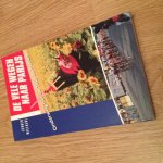 Wielaert, J. - De vele wegen naar Parijs.