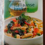 Sheasby, Anne - De vetarme Italiaanse keuken. Meer dan 160 recepten voor overheerlijke, gezonde, vetarme gerechten