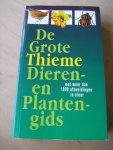 Kremer, Dr. B.P. , W.J. Kabos, M.A. Ijsseling e.v.a. - De grote Thieme dieren- en plantengids - De ideale gids in bos en veld Kremer, Dr. B.P. , W.J. Kabos, M.A. Ijsseling e.v.a. - De grote Thieme dieren- en plantengids - De ideale gids in bos en veld
