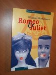 Shakespeare, William - Romeo & Juliet (geannoteerde uitgave = met uitleg in Nederlands)