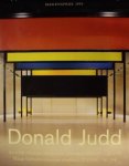 JUDD, DONALD. FUCH, RUTGER (ONTWERP). - Donald Judd. Poster Stedelijk Museum Amsterdam (beelden) / Haags Gemeentemuseum (drukken). 93 - 94. Sikkensprijs 1993.