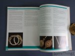 van Gelder, Bernadette [compil.] - Baburs erfenis: de invloed van het Mogoljuweel.  / L'héritage de Babur: l'influence du bijou Moghol. / Baburs Erbe: der Zauber des Mogul-Schmucks. / Babur's heritage: the influence of Mughal jewellery.