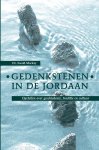 E. Mackay - GEDENKSTENEN IN DE JORDAAN
