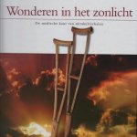 Broek, Hans van den - Koorts en honger. Geneeskunde op het platteland in de afgelopen eeuwen Broek, Hans van den - Koorts en honger. Geneeskunde op het platteland in de afgelopen eeuwen