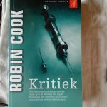Cook, Robin - Kritiek