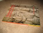 Halpin, Marjorie M. - Totem Poles. An Illustrated Guide