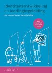 Jos van der Wal, Jacob de Wilde - Identiteitsontwikkeling en leerlingbegeleiding een praktijkgericht boek