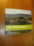 red. - Het natuurboek. De gebieden van natuurmonumenten.