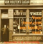 Diverse auteurs - Voor Twee Cent Een Kooltje Vuur (Amsterdam in de jaren twintig), 72 pag. paperback, fotoboek, zeer goede staat
