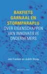 Judith Stoop - Bakfiets, garnaal en stormparaplu