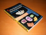 Herbert S. Zim en Paul R. Shaffer - Gesteenten en mineralen. Een gids voor de gewone mineralen, edelstenen, ertsen en gesteenten