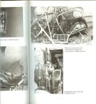 Frayling, Christopher .. Vertaling  van Vian Franken  Omslag Jack Botermans Drimmelen  en 22 pagin's zwart wit foto's - Op zoek naar Toetanchamon ..  Voor het eerst worden dagboekaantekeningen van degenen die aan deze beroemde expeditie hebben deel genomen geopenbaard