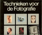 Tulleken  van Kit  .. Opmaak  adviseur : Lou Klein Jeanne Buys - Technieken voor de Fotografie  .. Met vele schitterende zwart wit en kleuren illustraties