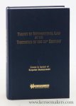 Skubiszewski, Krzysztof / Jerzy Makarczyk (ed.). - Theory of International Law at the Threshold of the 21st Century. Essays in honour of Krzysztof Skubiszewski.