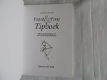 Knowles, Josephine - Paard & Pony Tipboek. Praktische oplossingen voor vaak voorkomende problemen