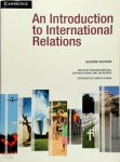 [Ed.] Richard Devetak , [Ed.] Anthony Burke , [Ed.] Gareth George - An Introduction to International Relations
