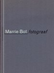 BOT, Marrie - Marrie Bot - Toekenning van de Amsterdamse Kunstprijs 1990 door De Amsterdamse Kunststichting aan Marrie Bot op 26 oktober 1990.