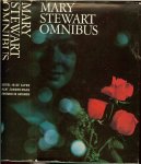 Steward Mary en - Mary Stewart Omnibus. Kasteel in de Alpen  .. Nacht zonder Maan .. Avontuur in Avignon Lees plezier voor uren