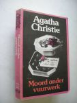 Christie, Agatha / Tromp, H. vert. - Moord onder vuurwerk (Peril at End House - Poirot/Hastings)