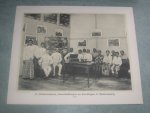 Demmeni, Jean, fotograaf - Schoolplaat 132, Onderwijzers, kweekelingen en leerlingen te Buitenzorg, Java