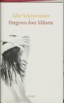 Silke Scheuermann - Omgeven door bliksem