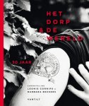... - (1) Het Dorp   De Wereld