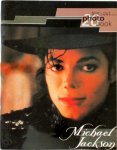  - Michael Jackson: A Tear-Out Photo Book