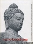 Marzuki, Yazir & Awuy, Fred D. - Namo Buddhaya. Het monument van eerbetoon aan Buddha - de Borobudur / The monument of hommage to Buddha - Chandi Borobudur