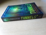 Gordon, Roderick & Brian Williams - Tunnels
