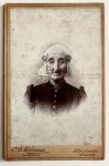 Molenaar, A, fotograaf Bolsward dylakker. - Photography ca 1900 I Carte-de-visite photo of great-grandmother Germeraad, married to Van Assen.