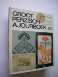 Beukers - Groot perzisch ajourboek. Steken, randen, motieven en uitgewerkte ideeen