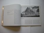 Danner, H. tekst / Jongens, W.J.G. fotogr. (voorw.W.de Boer/ J.IJff) - Van water tot land, van land tot water, verwikkelingen bij de indijking van de Beemster