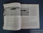 N/A. - De Malte à Suez, Compte-rendu du Ministère de la Marine sur la guerre navale en Méditerranée orientale de septembre 1939 à mars 1941.