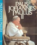 Hebblethwaite Peter en ludwig Kaufman met teksbijdragen van Dr.Alois Anklin  en dr Reinold Lehmann Noud Smelt en Willebrord Nieuwenhuis - Johannes Paulus II Uniek beeldverslag van een opmerkelijk man...De verkiezing in het conclaaf...De familie Wojtyla Karol [paus] geboren 1920 Wadowice geboorteplaats en de barokke parochiekerk * Nova Huta ,Verzet en verzoening