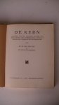 Ent, dr. W. van den en dr. W.H. Staverman - De Kern / Leesboek voor de hoogste klassen van inrichtingen van voorbereidend hoger en middelbaar onderwijs en kweekscholen
