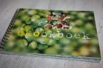 Steenbruggen, Mieke. - EKOokboek /  ik kook EKO of ik kook niet