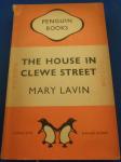 Lavin, Mary - The house in Clewe Street