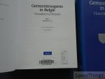 Viaene-Awouters, Lieve en Ernest Warlop.. - Gemeentewapens in België: Vlaanderen en Brussel. [2 vol.]