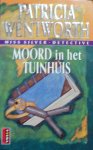 Wentworth , Patricia . [ ISBN 9789024533855  ] 2325 - 024 ) Miss Silver Detective . ( Moord in het Tuinhuis . ) Althea Graham en Nicholas Cary zijn stapelverliefd op elkaar en willen trouwen. Maar Althea's moeder is vastbesloten dit huwelijk tegen te houden, benauwd als ze is haar gratis hulp in de -