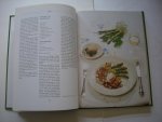 Basten, Wiel, m.m.v. Ham, Herman van - Het Aspergesboek. Heerlijke gerechten met de koningin der groenten.