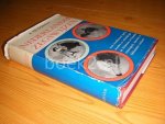Huizinga, A. - Nederlandse zegswijzen Ruim twaalfduizend spreekwoorden en uitdrukkingen uit Nederland en Vlaanderen etymologisch, historisch en folkloristisch verklaard Huizinga, A. - Nederlandse zegswijzen Ruim twaalfduizend spreekwoorden en uitdrukkingen uit Nederland en Vlaanderen etymologisch, historisch en folkloristisch verklaard